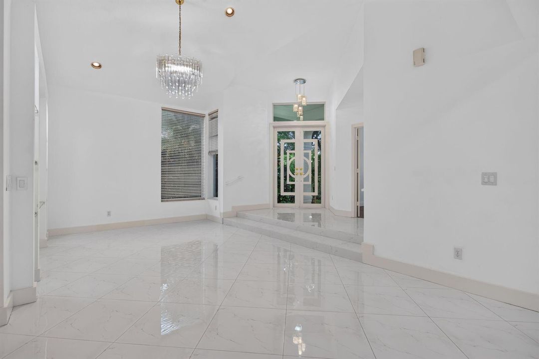 18-web-or-mls-7087-4467