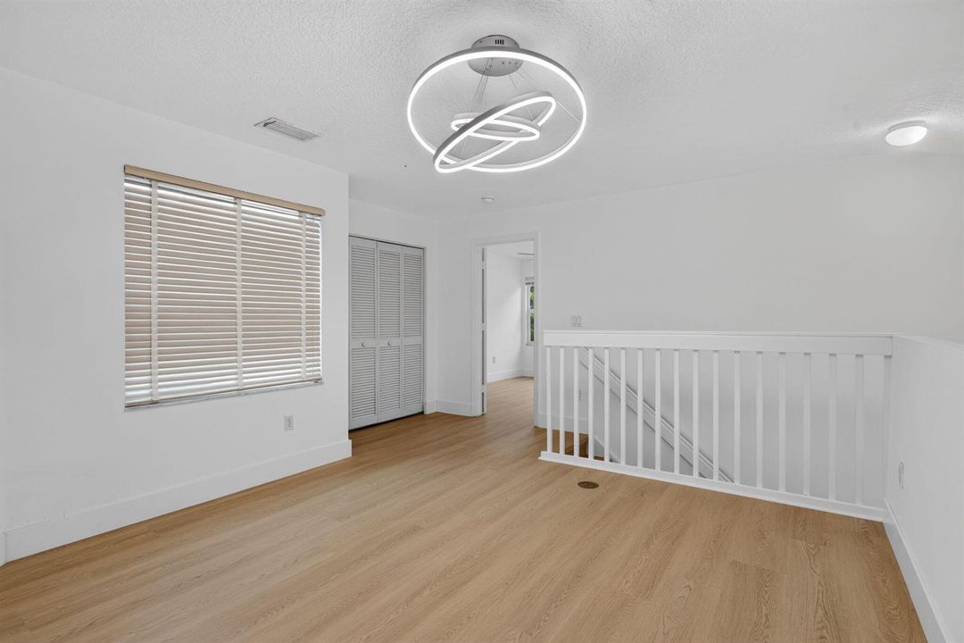 39-web-or-mls-7087-4573