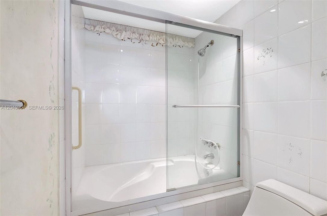 For Sale: $809,999 (2 beds, 2 baths, 1350 Square Feet)