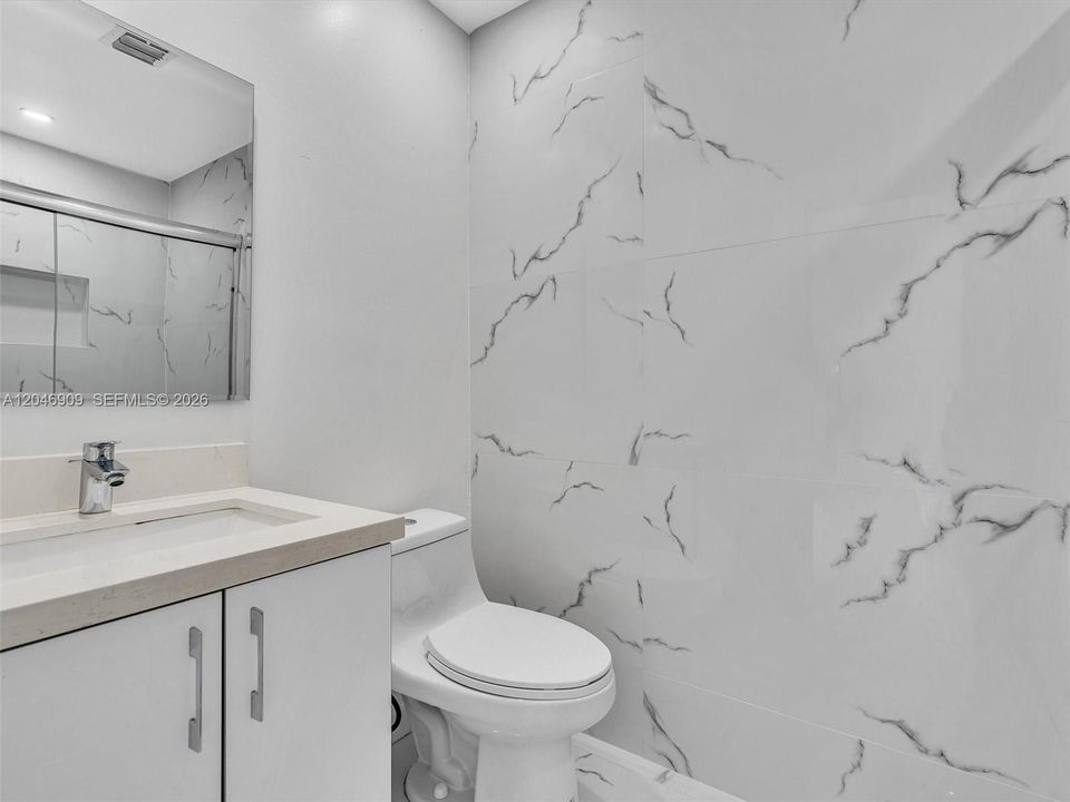 For Sale: $1,220,000 (4 beds, 2 baths, 1891 Square Feet)