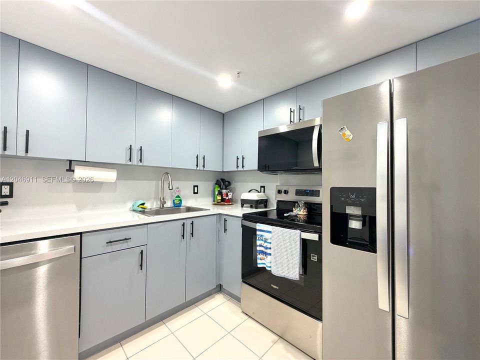 For Rent: $2,500 (1 beds, 1 baths, 490 Square Feet)