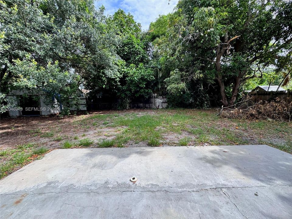 For Rent: $3,100 (4 beds, 3 baths, 1179 Square Feet)