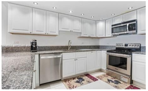 Activo con contrato: $385,000 (1 camas, 2 baños, 910 Pies cuadrados)