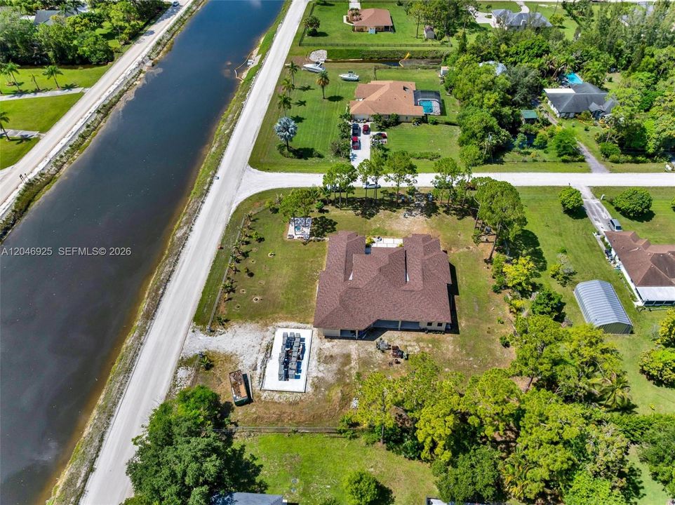 For Sale: $1,700,000 (5 beds, 5 baths, 4568 Square Feet)