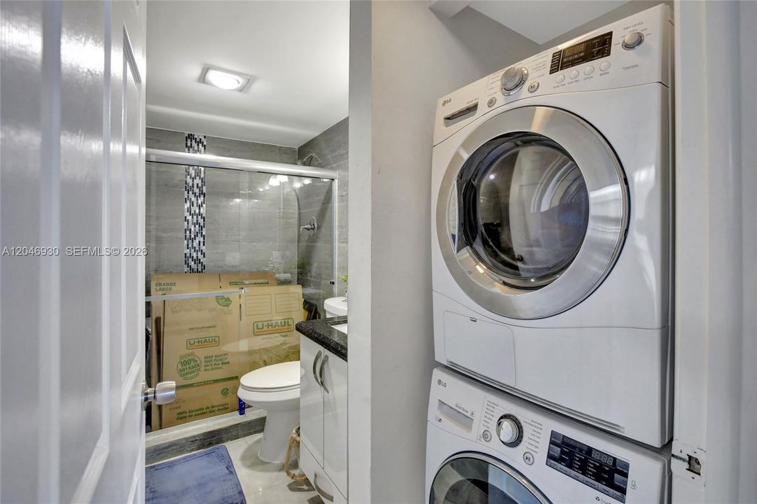 На продажу: $675,000 (3 спален, 3 ванн, 1450 Квадратных фут)