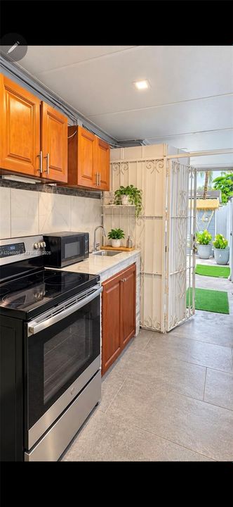В аренду: $1,200 (1 спален, 1 ванн, 1300 Квадратных фут)