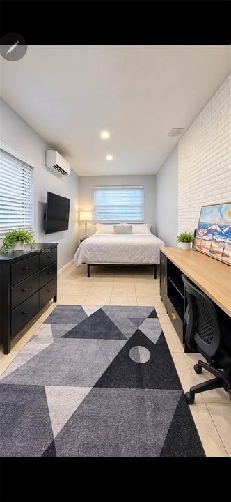 В аренду: $1,200 (1 спален, 1 ванн, 1300 Квадратных фут)