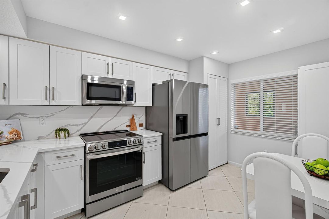 005-12540MajestyCircle-303-BoyntonBeach-