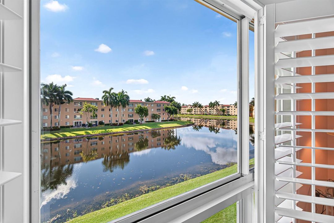 024-12540MajestyCircle-303-BoyntonBeach-
