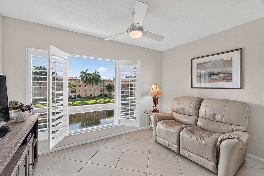 FLORIDA ROOM