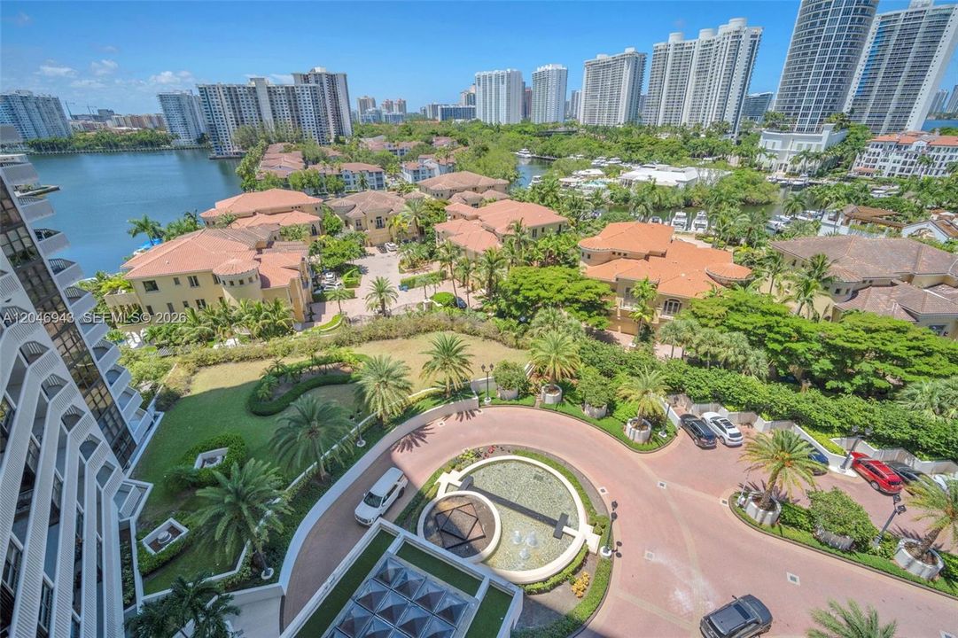 На продажу: $698,000 (3 спален, 2 ванн, 1696 Квадратных фут)