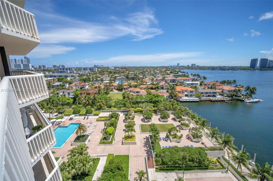 На продажу: $698,000 (3 спален, 2 ванн, 1696 Квадратных фут)