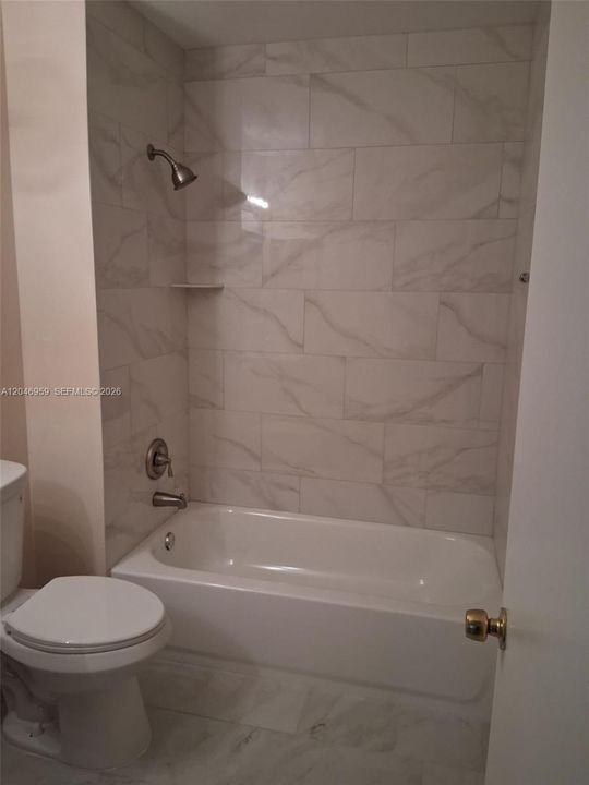 В аренду: $2,300 (2 спален, 2 ванн, 0 Квадратных фут)