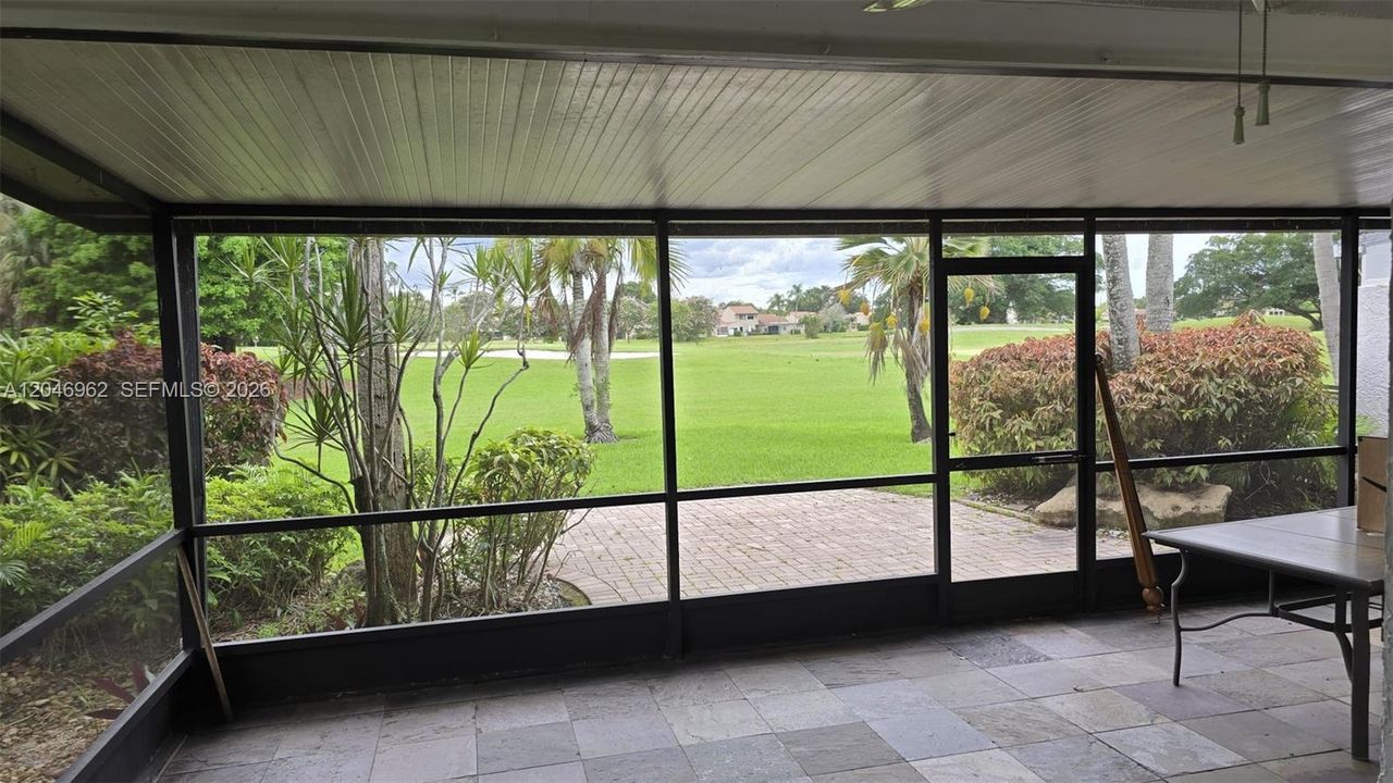 For Sale: $469,900 (2 beds, 2 baths, 1260 Square Feet)
