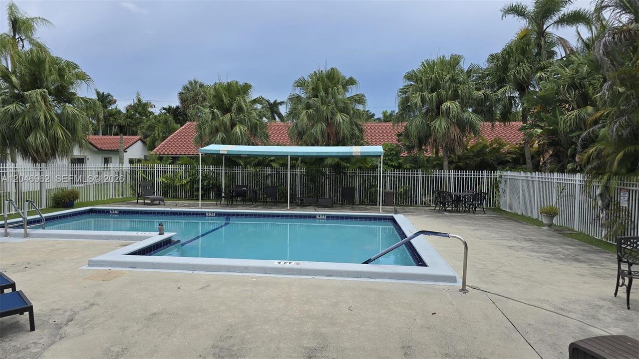 For Sale: $469,900 (2 beds, 2 baths, 1260 Square Feet)