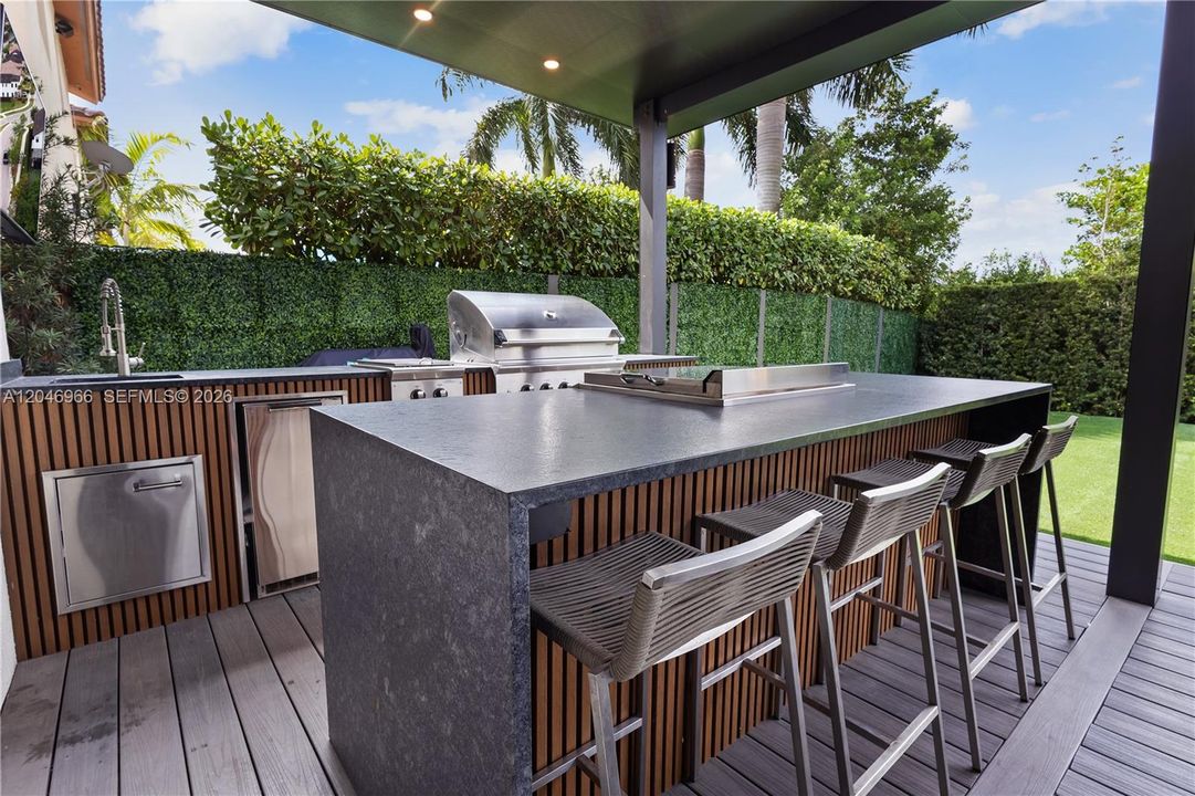 Master Summer Kitchen