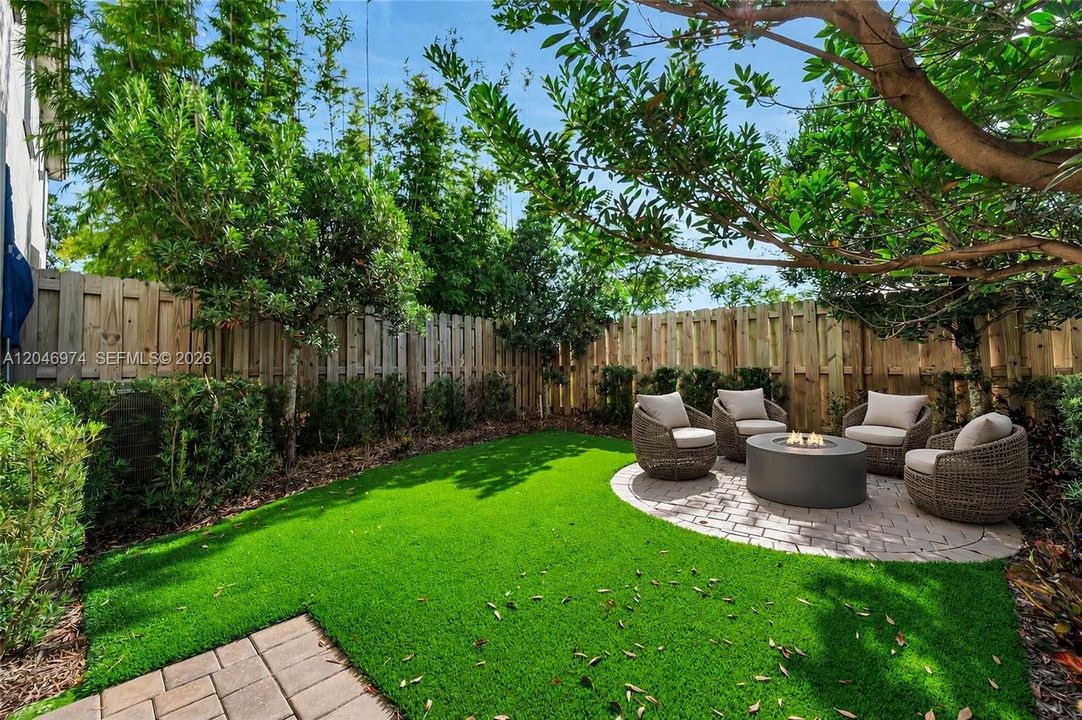 For Sale: $408,000 (3 beds, 2 baths, 1483 Square Feet)