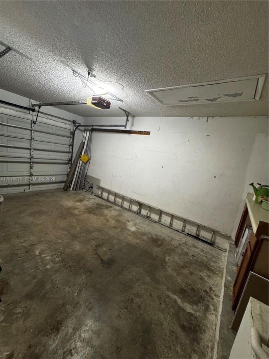 В аренду: $3,500 (3 спален, 2 ванн, 1453 Квадратных фут)