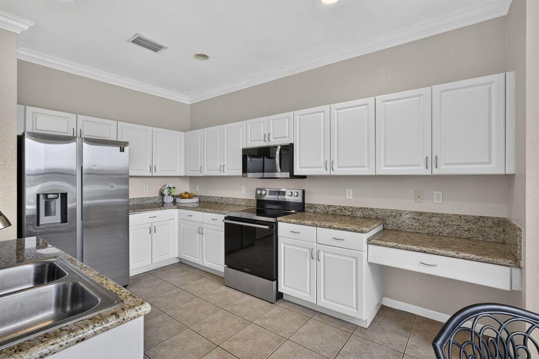 Large Kitchen