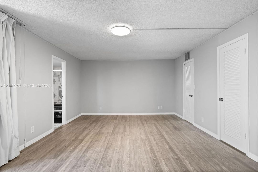 For Sale: $445,000 (2 beds, 2 baths, 1696 Square Feet)