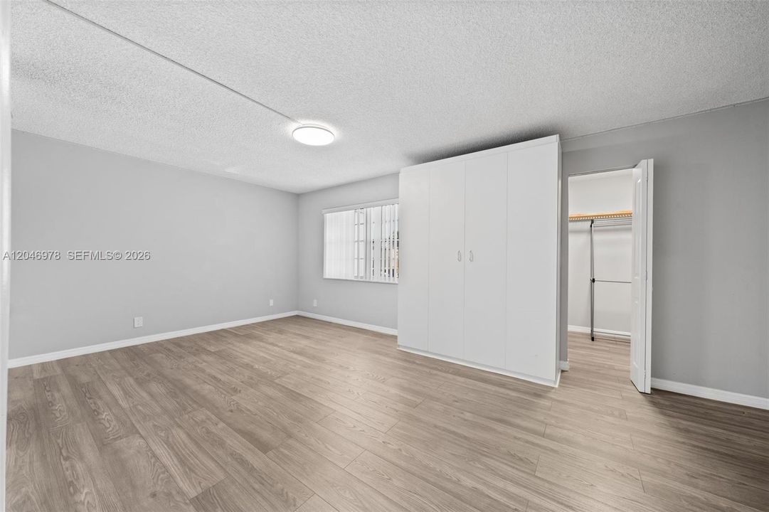 For Sale: $445,000 (2 beds, 2 baths, 1696 Square Feet)