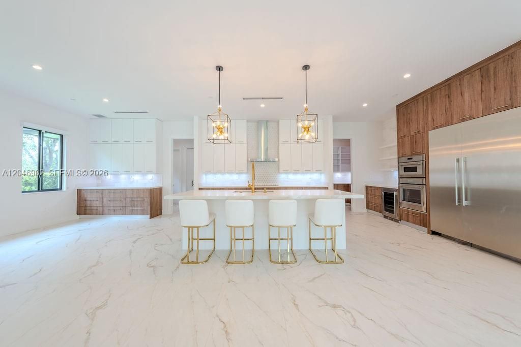 En Venta: $3,699,000 (5 camas, 6 baños, 6304 Pies cuadrados)