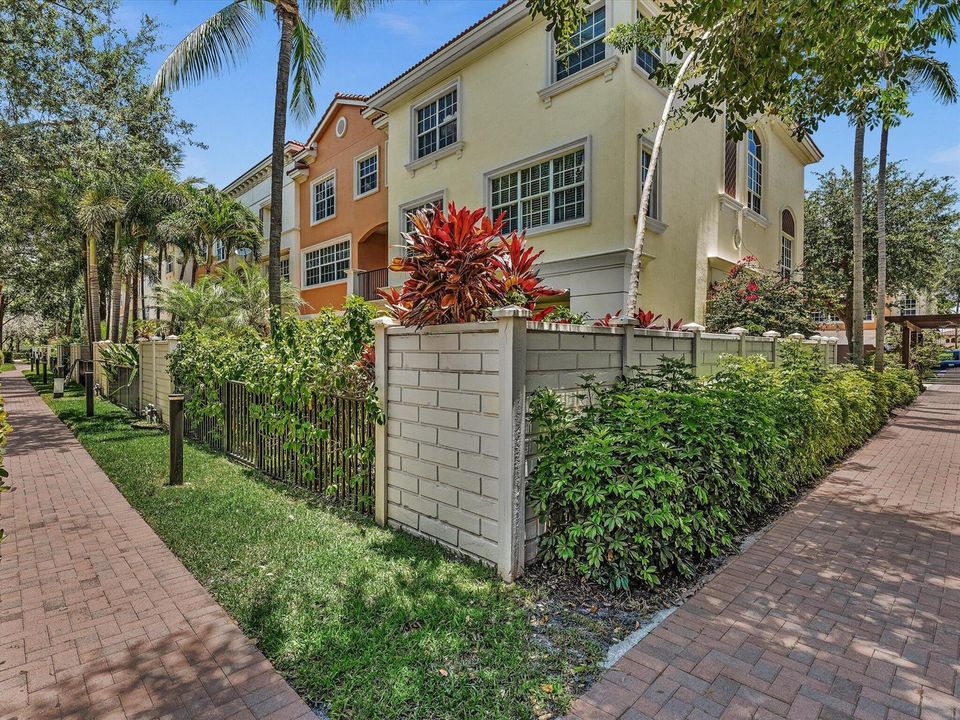 Back view of Townhouse
