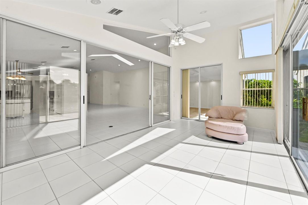 36 Patio 02