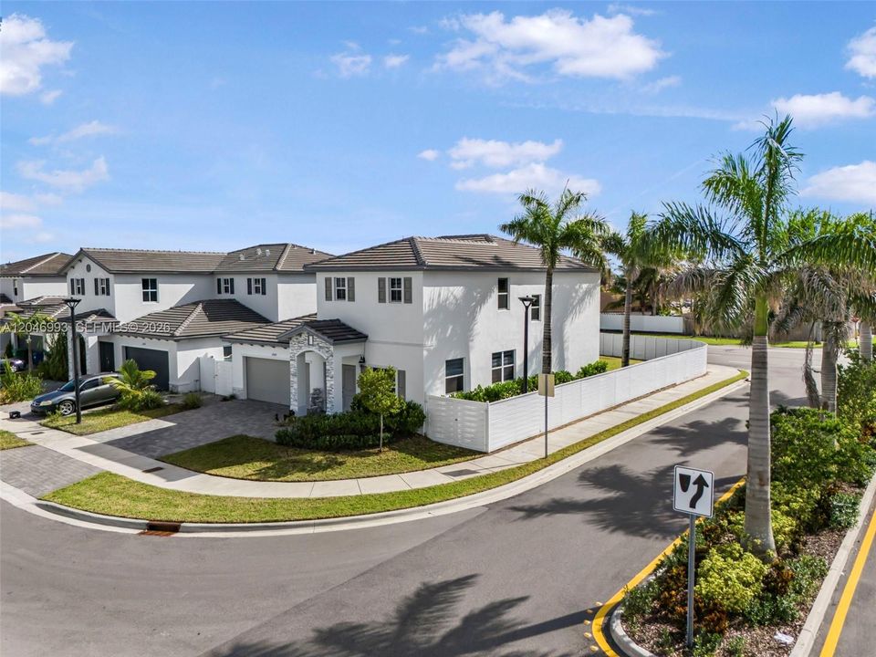 For Rent: $5,700 (5 beds, 3 baths, 3349 Square Feet)