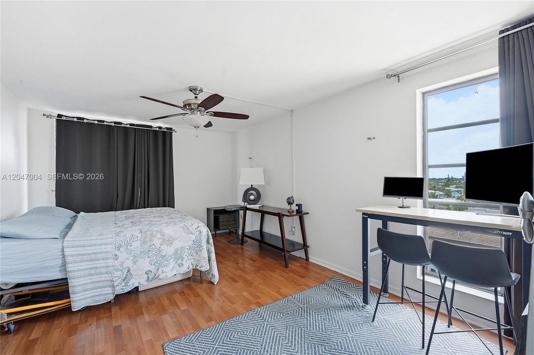 For Sale: $240,000 (2 beds, 2 baths, 1596 Square Feet)
