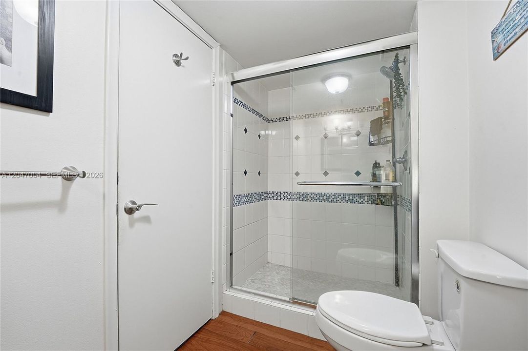 For Sale: $240,000 (2 beds, 2 baths, 1596 Square Feet)