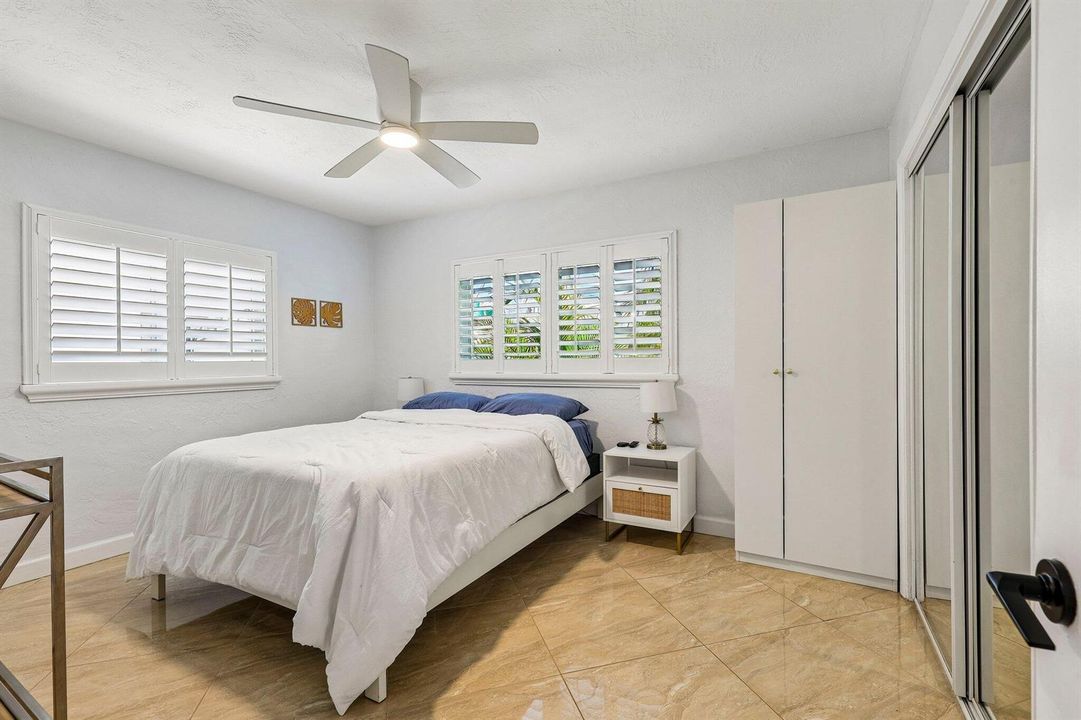31-web-or-mls-SW 35th Ave-S3006-031