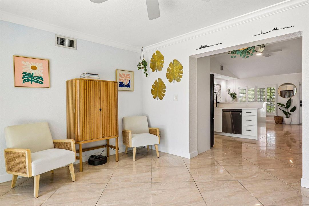 11-web-or-mls-SW 35th Ave-S3006-011