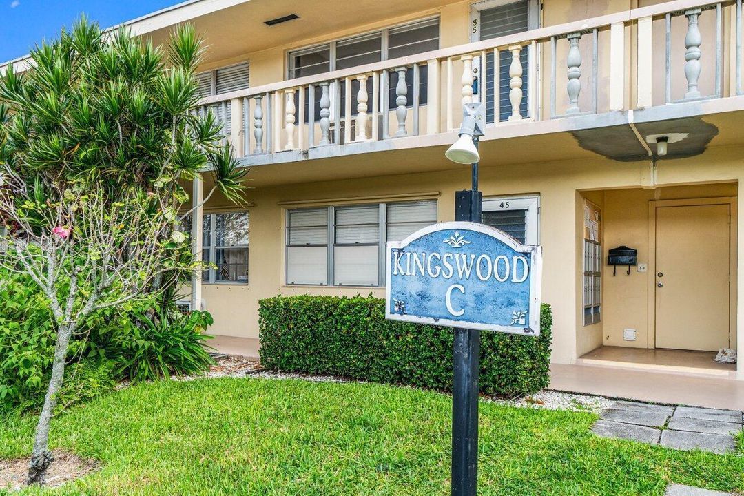 005-52KingswoodC-WestPalmBeach-FL-33417-