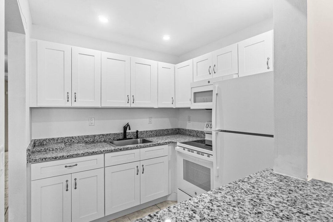 015-52KingswoodC-WestPalmBeach-FL-33417-