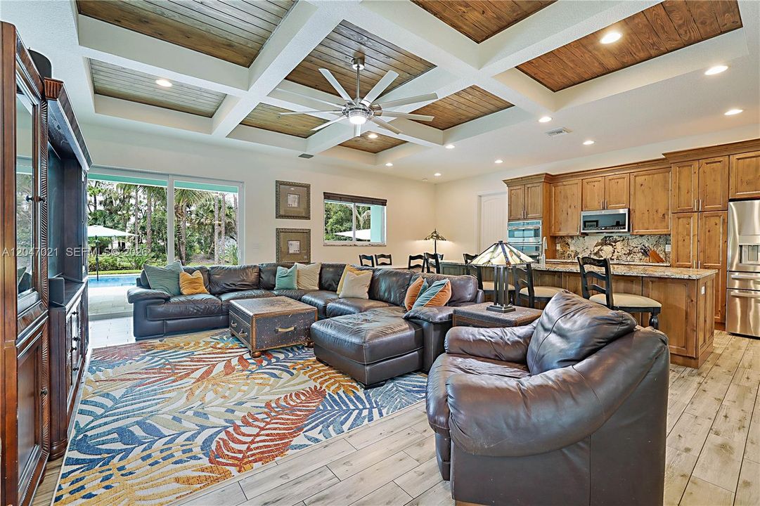 For Sale: $1,250,000 (4 beds, 2 baths, 2253 Square Feet)