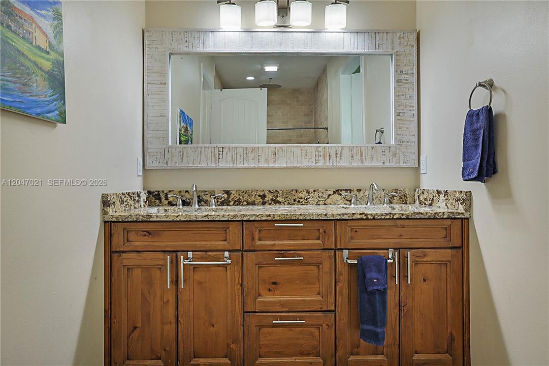For Sale: $1,250,000 (4 beds, 2 baths, 2253 Square Feet)