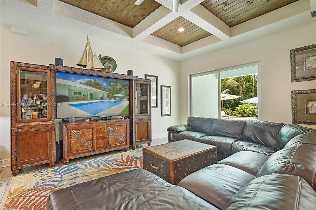 For Sale: $1,250,000 (4 beds, 2 baths, 2253 Square Feet)
