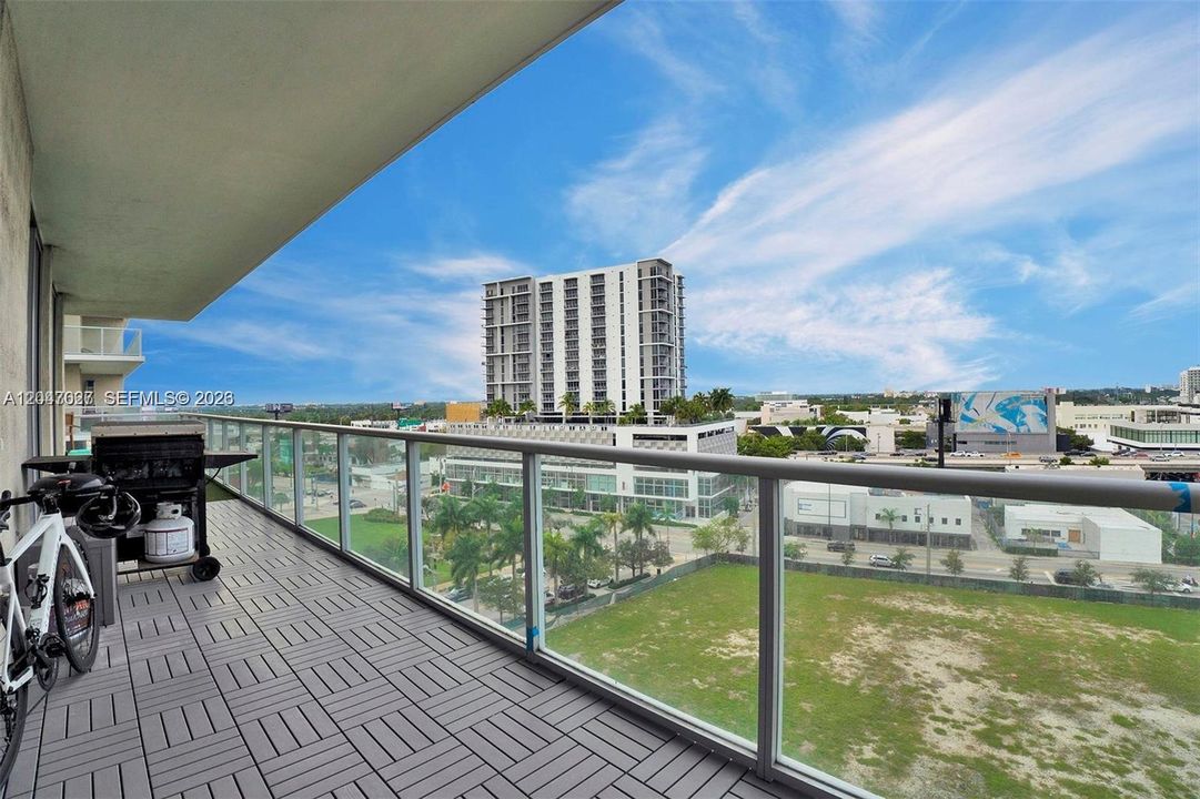 For Sale: $749,000 (3 beds, 2 baths, 1242 Square Feet)