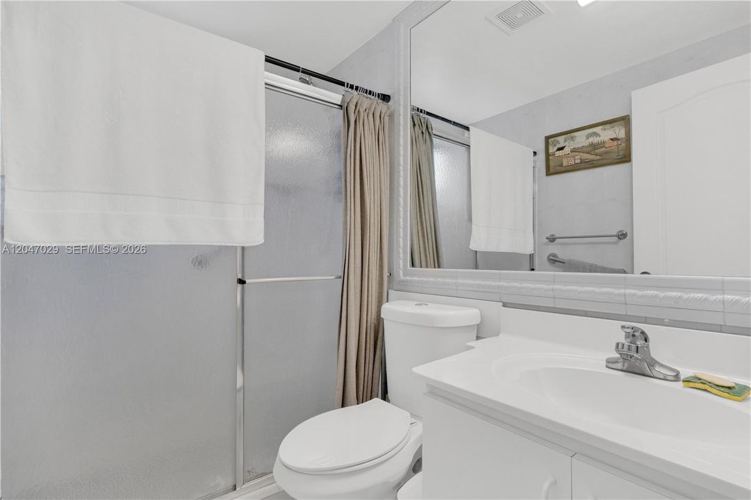 For Sale: $659,000 (4 beds, 3 baths, 1551 Square Feet)