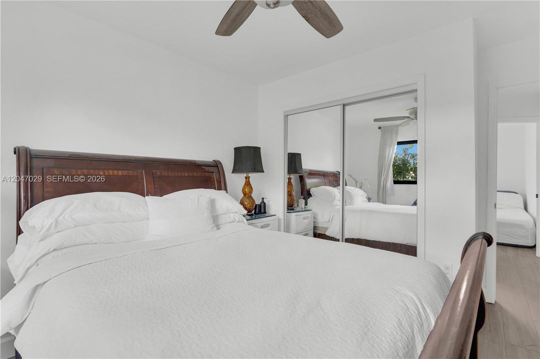 For Sale: $659,000 (4 beds, 3 baths, 1551 Square Feet)