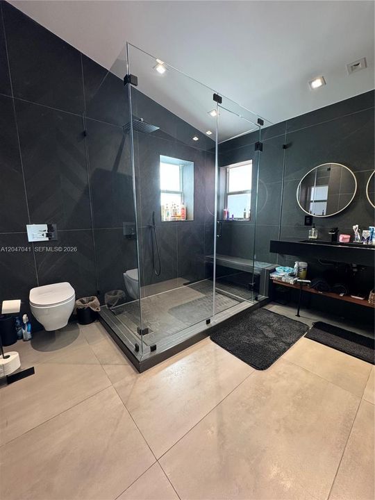 For Sale: $1,275,000 (3 beds, 2 baths, 2015 Square Feet)