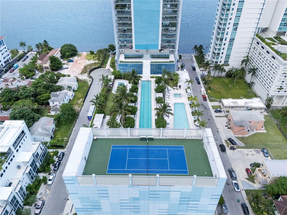 En Venta: $1,330,000 (2 camas, 2 baños, 1134 Pies cuadrados)