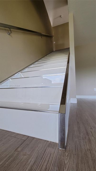 For Rent: $4,300 (5 beds, 3 baths, 2476 Square Feet)