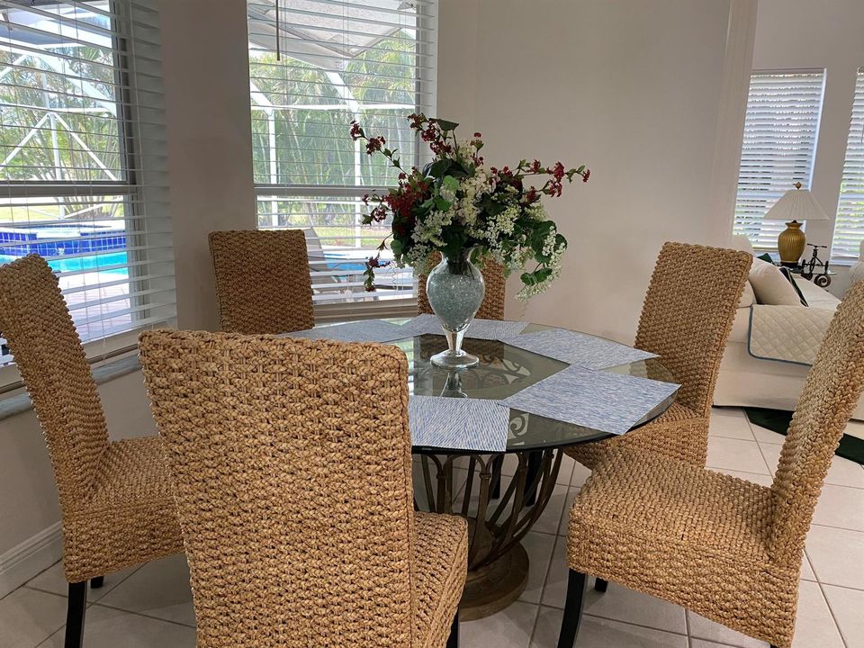 BreakfastNook