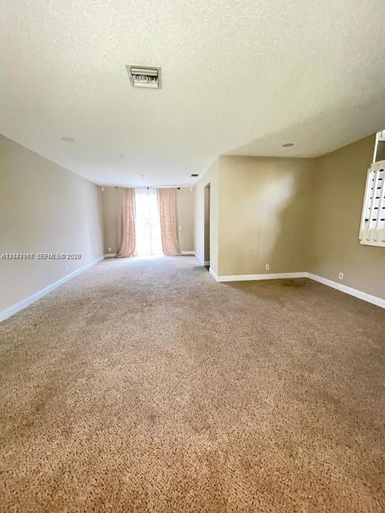 For Rent: $5,950 (5 beds, 4 baths, 3304 Square Feet)