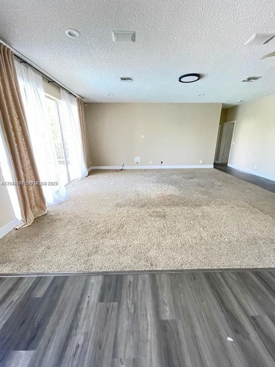 For Rent: $5,950 (5 beds, 4 baths, 3304 Square Feet)