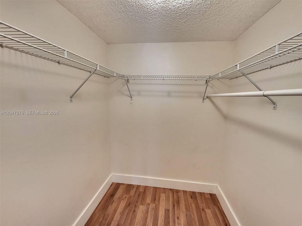 En Renta: $2,600 (2 camas, 2 baños, 1210 Pies cuadrados)