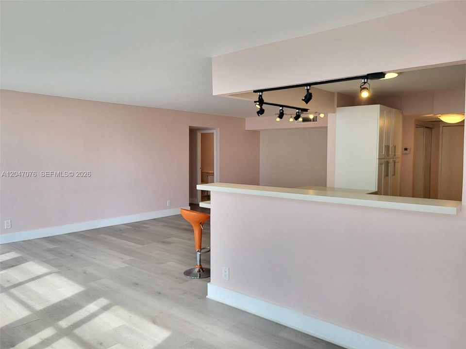 En Renta: $2,600 (2 camas, 2 baños, 1210 Pies cuadrados)