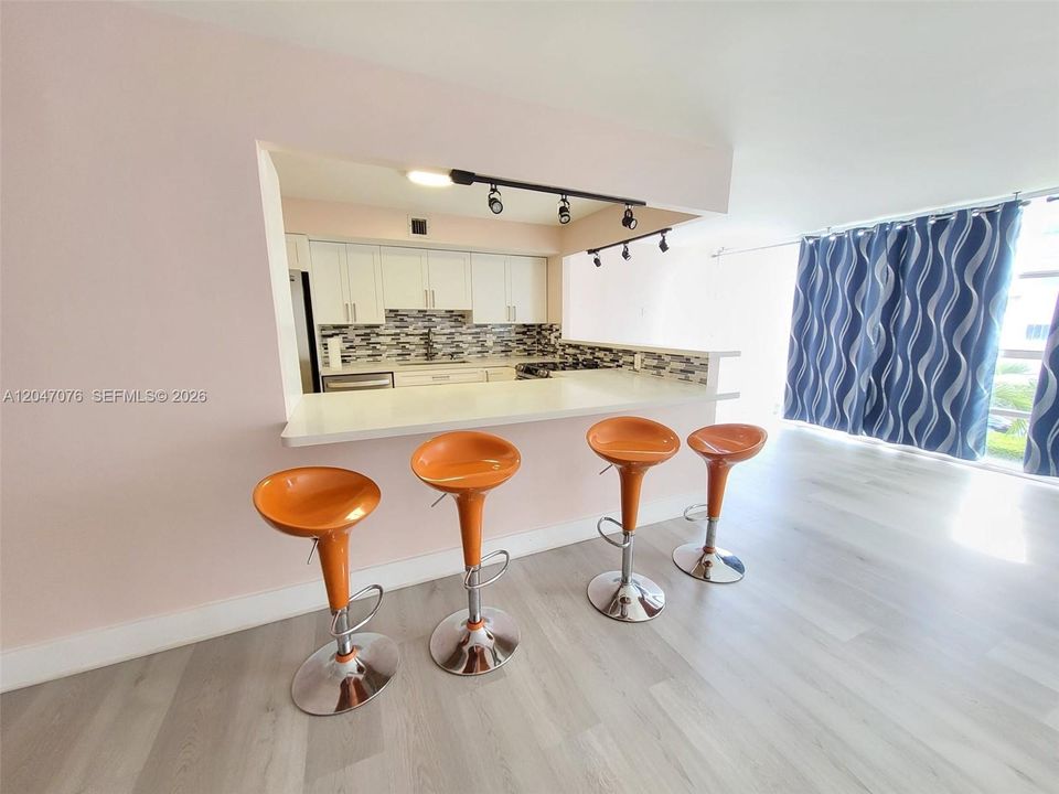 En Renta: $2,600 (2 camas, 2 baños, 1210 Pies cuadrados)